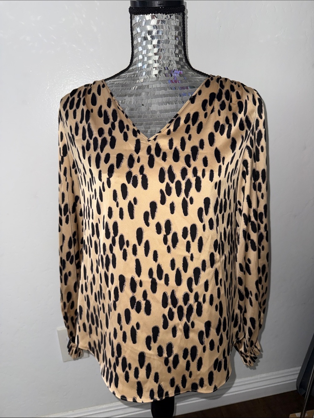 White House Black Market Leopard Print V-Neck Blouse - Tan & Black